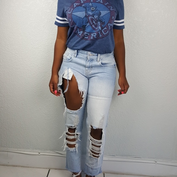 Guess Boy fit Distressed Jeans - Picture 3 of 8